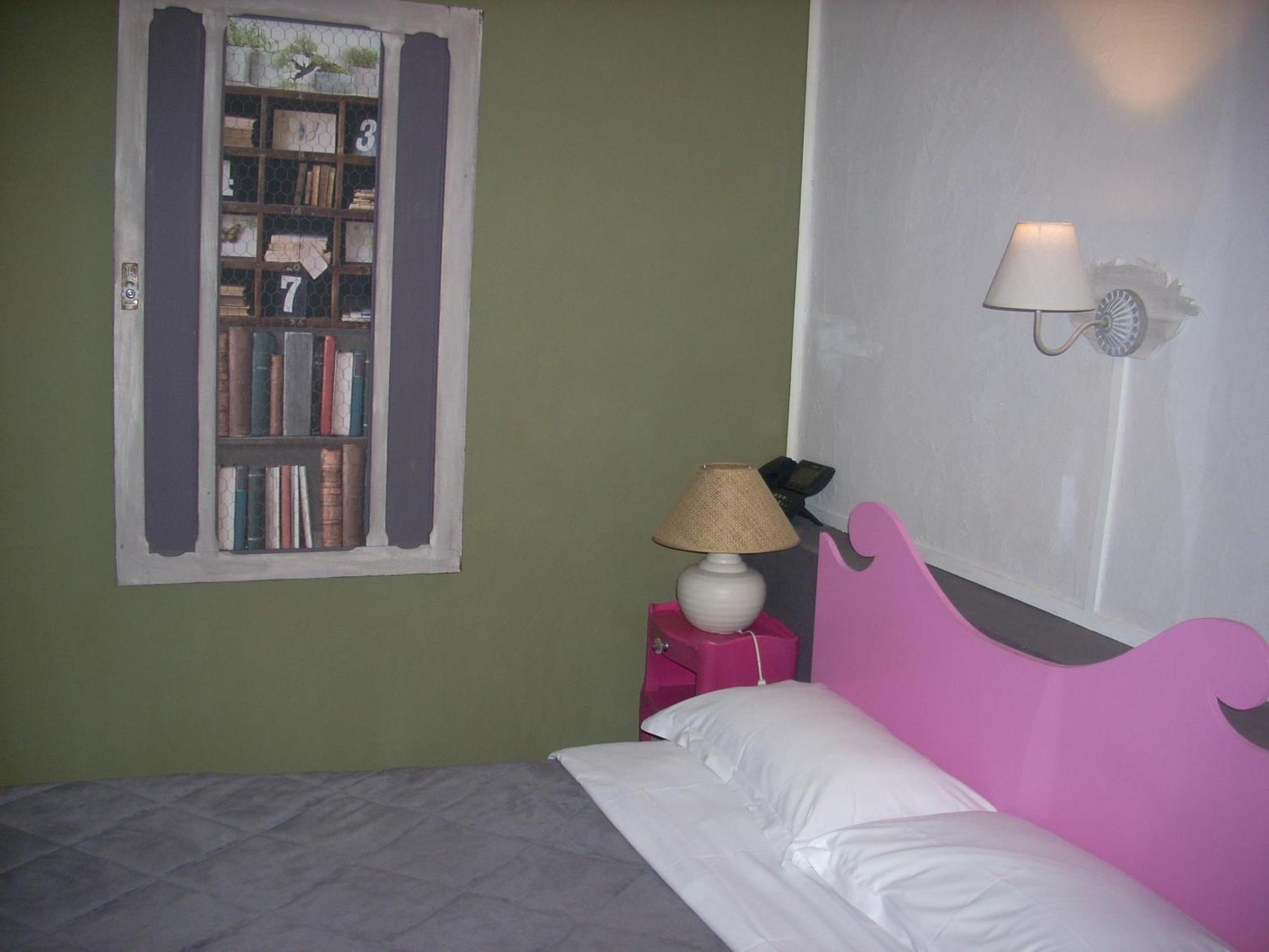 Du Château Hotel 2*