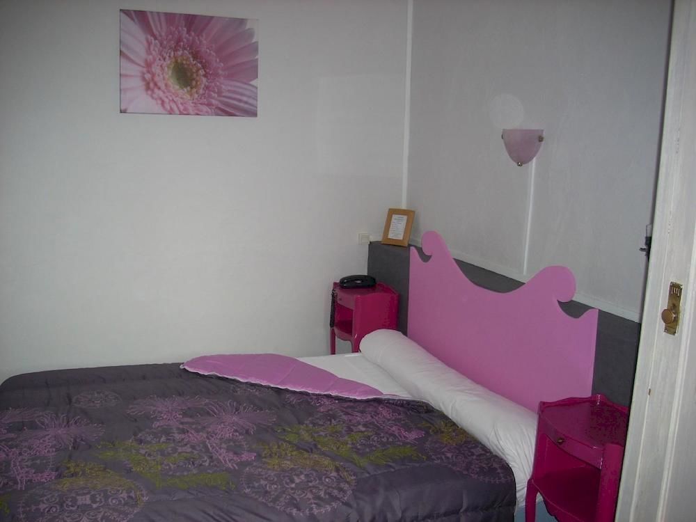 Du Château Hotel 2*